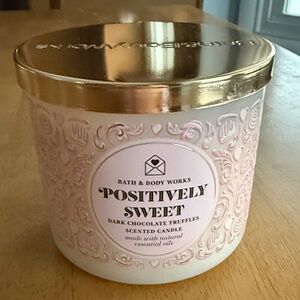 Bath & Body Works 3wick Positively Sweet Candle - Cream and Gold